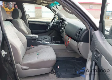 2006 Toyota 4Runner Sr5 V6 z USA, uszkodzony, nr VIN JTEBU14R360093550